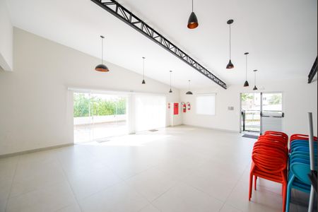 Apartamento para alugar com 48m², 2 quartos e 1 vagaÁrea comum - Salão de festas