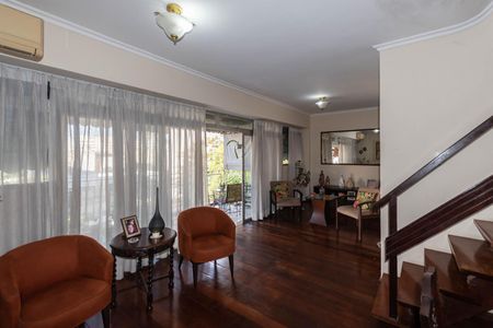 Apartamento à venda com 177m², 4 quartos e 2 vagasSala