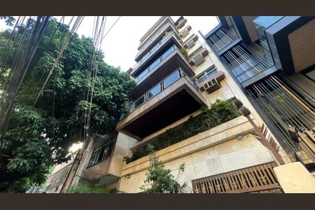Apartamento à venda com 177m², 4 quartos e 2 vagasFachada