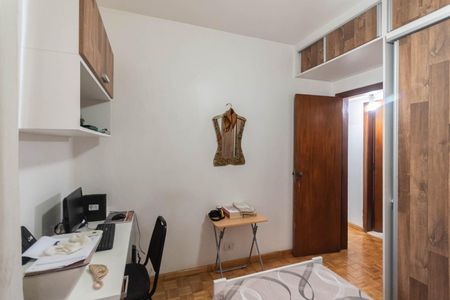 Apartamento à venda com 177m², 4 quartos e 2 vagasQuarto 1