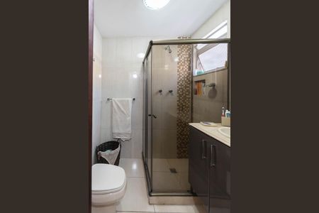 Apartamento à venda com 177m², 4 quartos e 2 vagasBanheiro