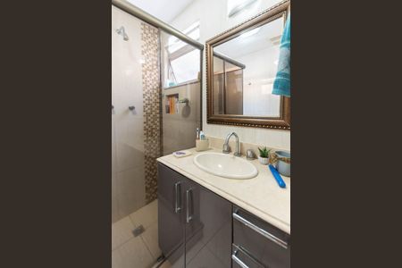 Apartamento à venda com 177m², 4 quartos e 2 vagasBanheiro