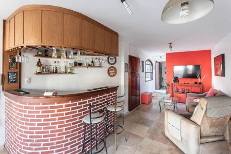 Apartamento à venda com 177m², 4 quartos e 2 vagasCobertura