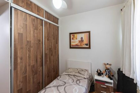 Apartamento à venda com 177m², 4 quartos e 2 vagasQuarto 1