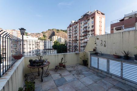 Apartamento à venda com 177m², 4 quartos e 2 vagasCobertura