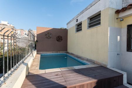 Apartamento à venda com 177m², 4 quartos e 2 vagasCobertura