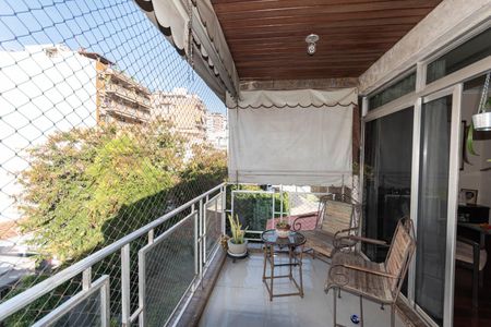 Apartamento à venda com 177m², 4 quartos e 2 vagasVaranda da Sala