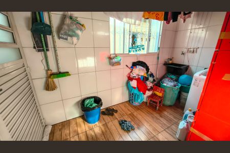 Área de Serviço de casa à venda com 8 quartos, 300m² em Parque Grajau, São Paulo