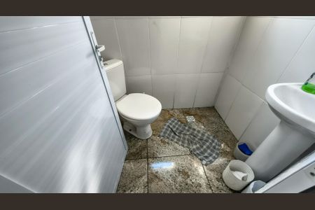 Casa à venda com 300m², 8 quartos e 2 vagasLavabo