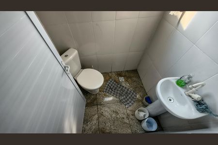 Casa à venda com 300m², 8 quartos e 2 vagasLavabo