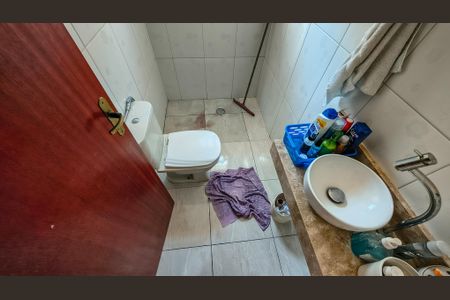Casa à venda com 300m², 8 quartos e 2 vagasBanheiro