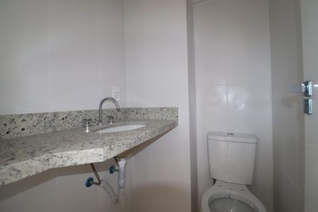 Apartamento à venda com 58m², 2 quartos e 1 vagaBanheiro 2