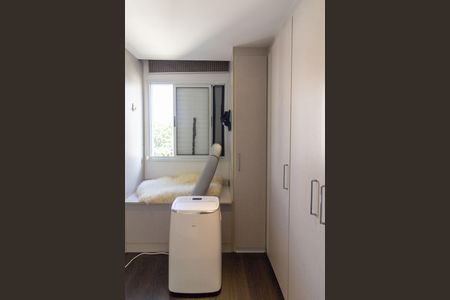 Apartamento para alugar com 73m², 2 quartos e 2 vagasQuarto 2 Closet 