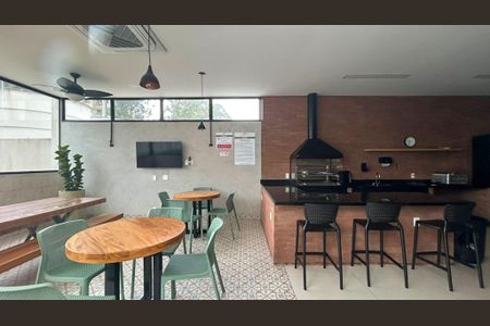 Apartamento para alugar com 73m², 2 quartos e 2 vagasChurrasqueira