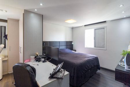 Apartamento para alugar com 73m², 2 quartos e 2 vagasQuarto 2 - Suíte