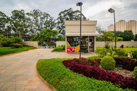 Apartamento para alugar com 73m², 2 quartos e 2 vagasMini Mercado