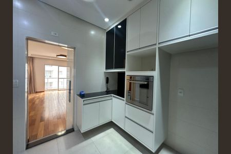 Apartamento à venda com 120m², 3 quartos e 2 vagasCozinha