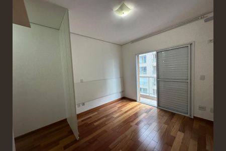 Apartamento à venda com 120m², 3 quartos e 2 vagasSuíte 1