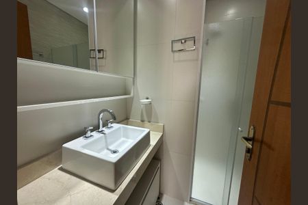 Apartamento à venda com 120m², 3 quartos e 2 vagasBanheiro da Suíte 2