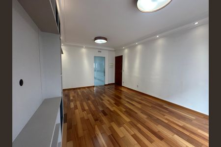 Apartamento à venda com 120m², 3 quartos e 2 vagasSala