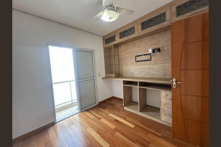 Apartamento à venda com 120m², 3 quartos e 2 vagasQuarto