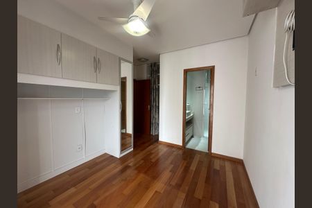 Apartamento à venda com 120m², 3 quartos e 2 vagasSuíte 2