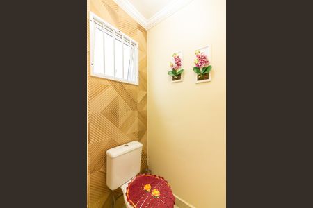 Casa à venda com 217m², 3 quartos e 6 vagasLavabo
