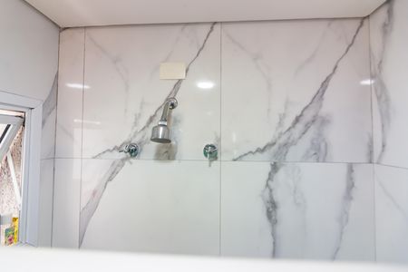 Casa à venda com 217m², 3 quartos e 6 vagasBanheiro 2