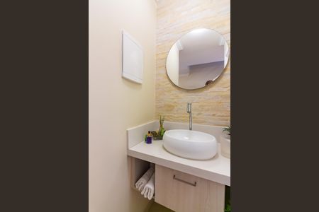 Casa à venda com 217m², 3 quartos e 6 vagasLavabo