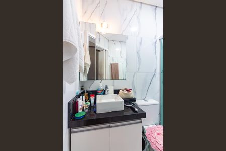 Casa à venda com 217m², 3 quartos e 6 vagasBanheiro 2