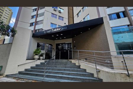 Apartamento para alugar com 60m², 2 quartos e 1 vagaFachada e portaria