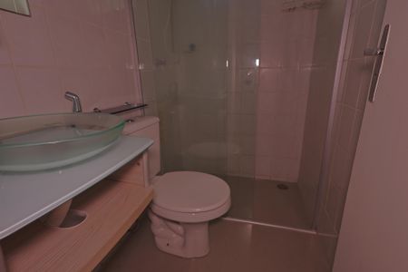 Apartamento para alugar com 60m², 2 quartos e 1 vagaBanheiro do Quarto 2