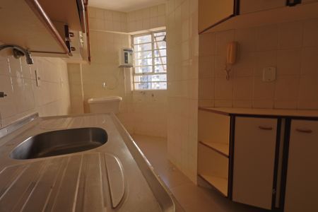 Cozinha de apartamento para alugar com 2 quartos, 60m² em Setor Bueno, Goiânia