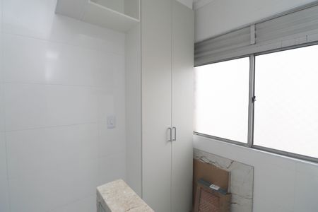 Apartamento para alugar com 55m², 2 quartos e 1 vagaÁrea de Serviço