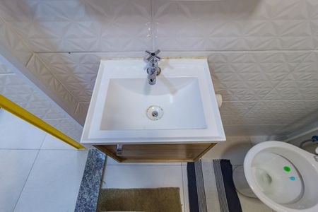 Detalhe - Banheiro de casa de condomínio para alugar com 1 quarto, 33m² em Vila Maria Zelia, São Paulo