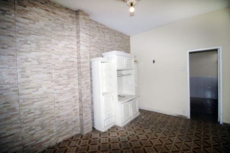 Sala de casa à venda com 2 quartos, 58m² em Vista Alegre, Rio de Janeiro