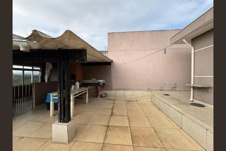 Casa à venda com 365m², 3 quartos e 6 vagasQuintal/ Churrasqueira 