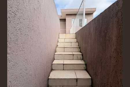 Casa à venda com 365m², 3 quartos e 6 vagasEscada do Porão 
