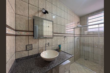 Casa à venda com 365m², 3 quartos e 6 vagasBanheiro