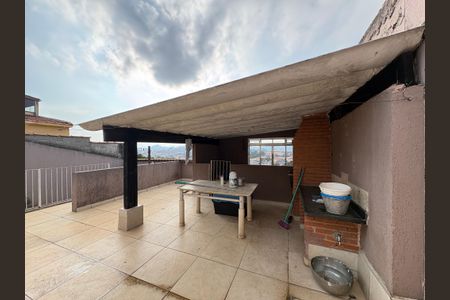 Casa à venda com 365m², 3 quartos e 6 vagasQuintal/ Churrasqueira 