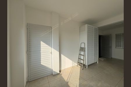 Casa à venda com 365m², 3 quartos e 6 vagasÁrea de Serviço