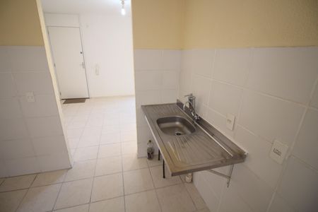 Apartamento para alugar com 44m², 2 quartos e 1 vagaCozinha e Área de Serviço