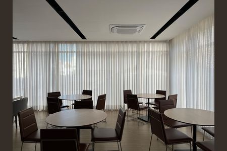 Apartamento para alugar com 68m², 2 quartos e sem vagaCoworking