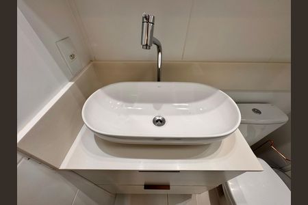 Apartamento à venda com 189m², 3 quartos e 1 vagaSuíte - Banheiro