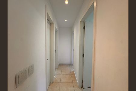 Apartamento à venda com 189m², 3 quartos e 1 vagaCorredor