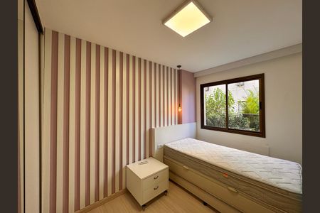 Apartamento à venda com 189m², 3 quartos e 1 vagaQuarto 2