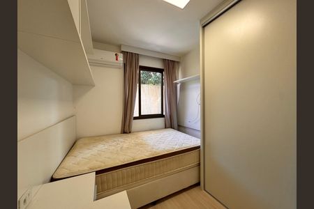 Apartamento à venda com 189m², 3 quartos e 1 vagaQuarto 1
