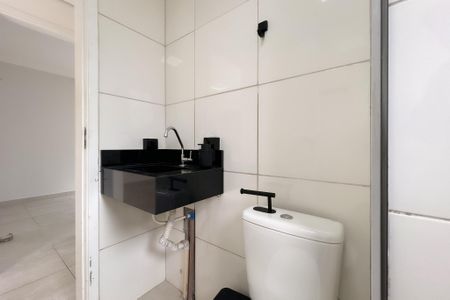 Apartamento para alugar com 48m², 2 quartos e 1 vaga Apartamento para alugar com 48m², 2 quartos e 1 vagaBanheiro