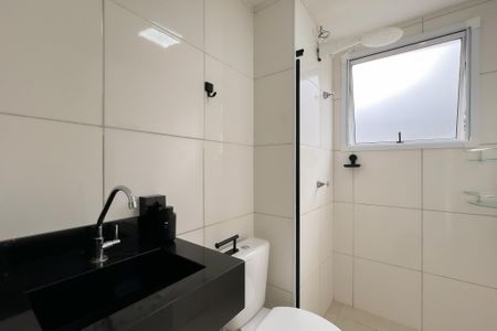 Apartamento para alugar com 48m², 2 quartos e 1 vaga Apartamento para alugar com 48m², 2 quartos e 1 vagaBanheiro