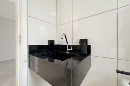 Apartamento para alugar com 48m², 2 quartos e 1 vaga Apartamento para alugar com 48m², 2 quartos e 1 vagaBanheiro